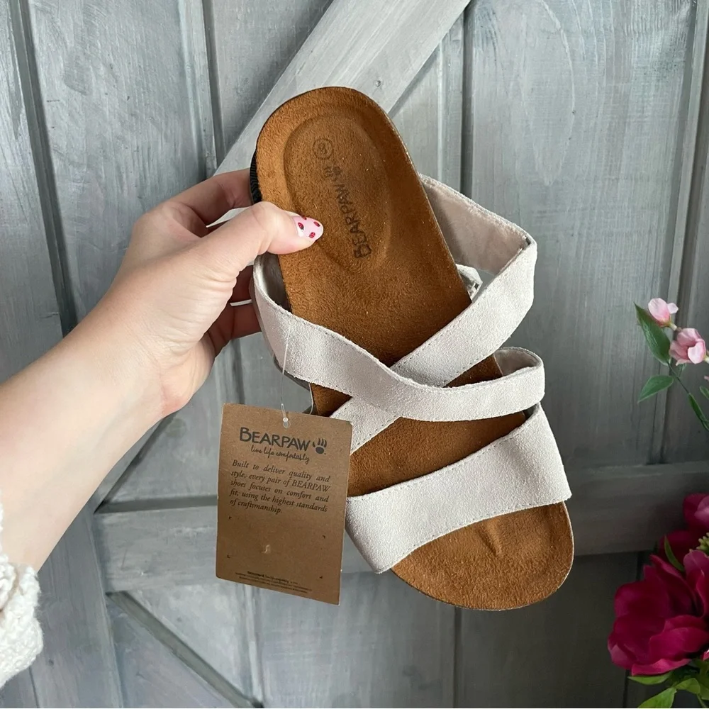 BEARPAW Women’s Ortho cow suede winter white Size 8‎ NEW